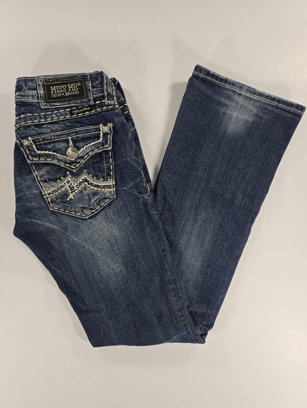 Miss Me Low Rise Boot Jeans Womens 25 Blue Wash Bootcut Embroidered Rhinestone